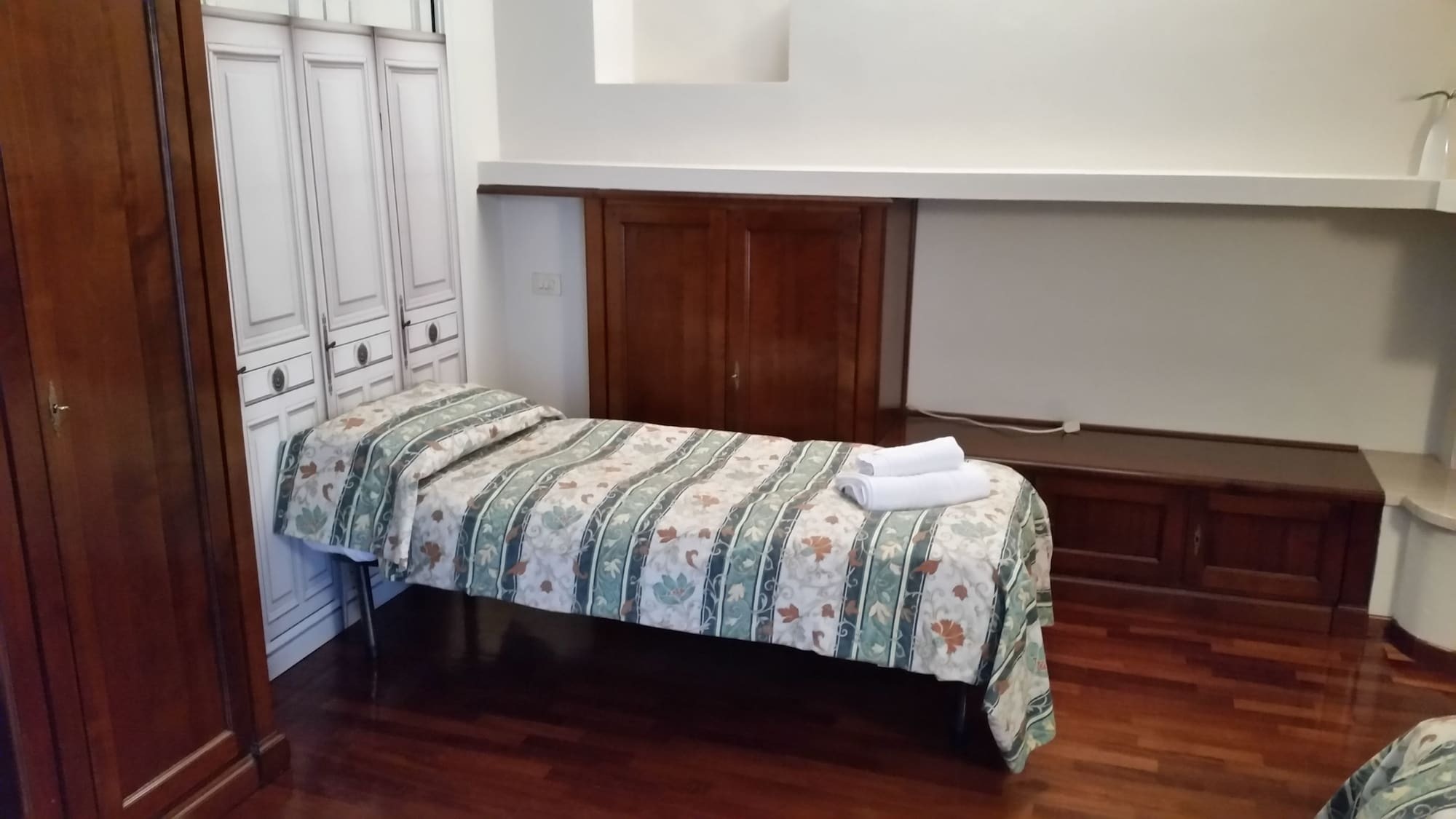 Gira Guest House كومو المظهر الخارجي الصورة